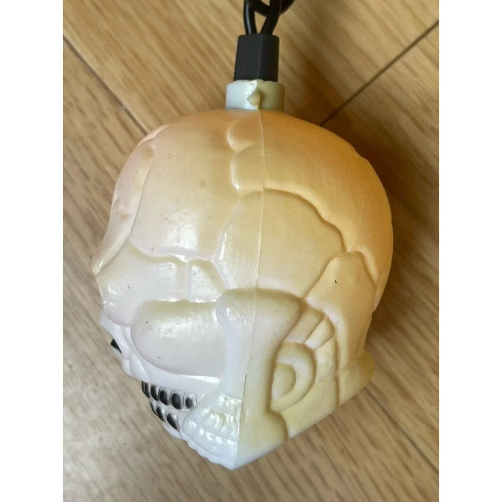Blow Mold Skulls Halloween String Lights Two Set Of 10 Indoor Outdoor